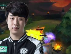 黑白体育-西亚卡姆在IG比赛中高光表现，比分优势明显引发热议！的简单介绍