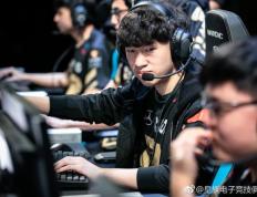 黑白体育-包含Uzi在C9比赛中精彩发挥，高光表现引发热议！的词条